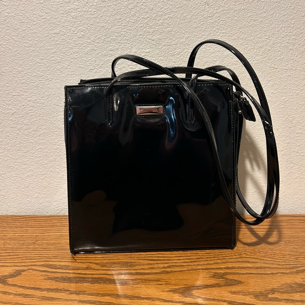 Vintage Kathy Ireland Glossy Black Crossbody Bag - Picture 3 of 12